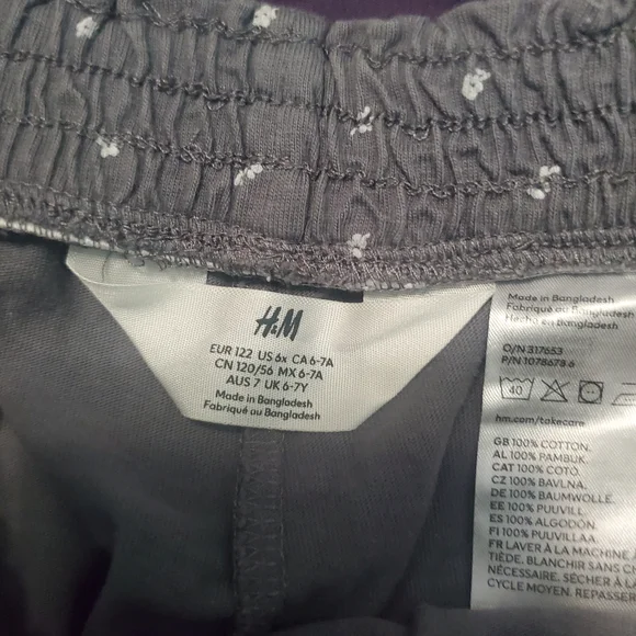 H&M Gray Kids Casual Bottoms with White Dots - Picture 2 of 4